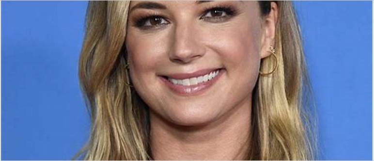 Images of emily vancamp